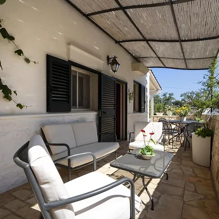 Salinola 4 Aparthotel *