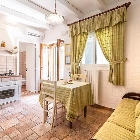 Salinola 4 Apart-hotel