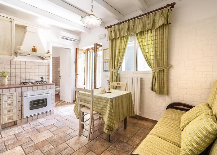 Salinola 4 Aparthotel